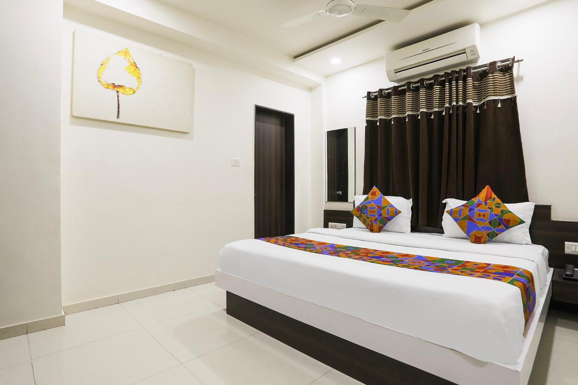 Fabhotel Sk Rajkot Luaran gambar