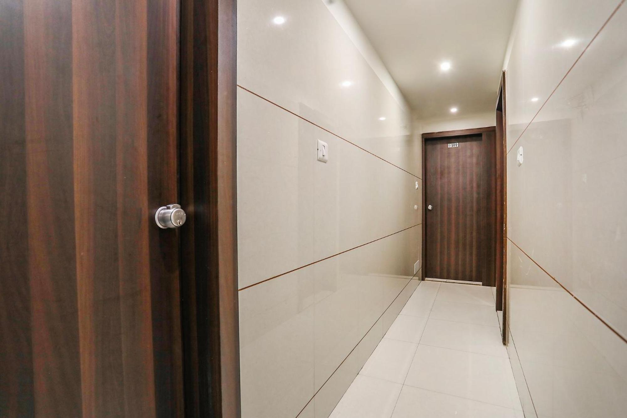 Fabhotel Sk Rajkot Luaran gambar
