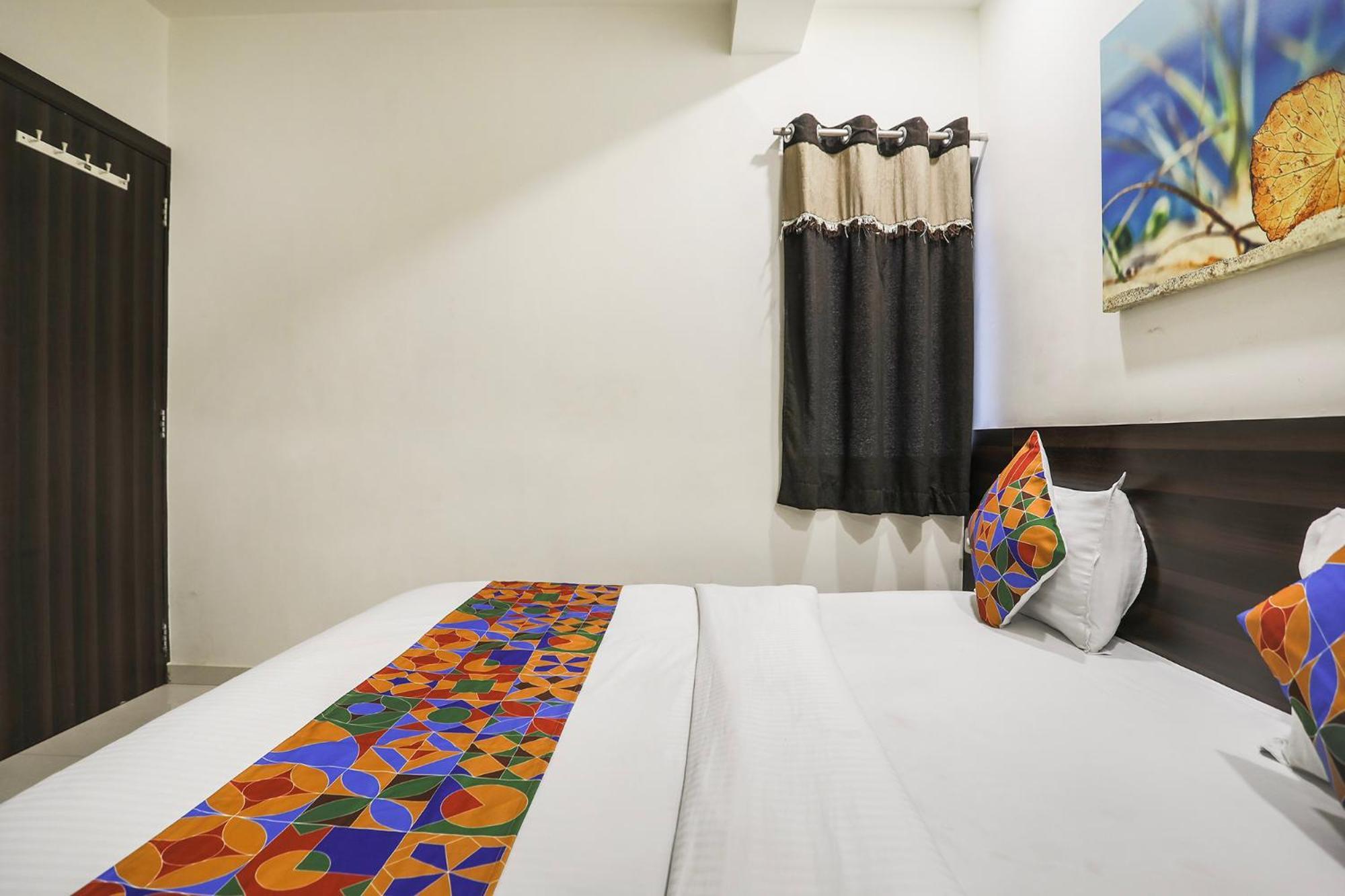 Fabhotel Sk Rajkot Luaran gambar