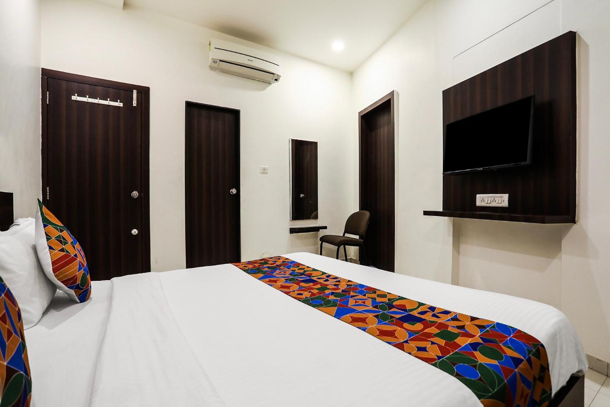 Fabhotel Sk Rajkot Luaran gambar