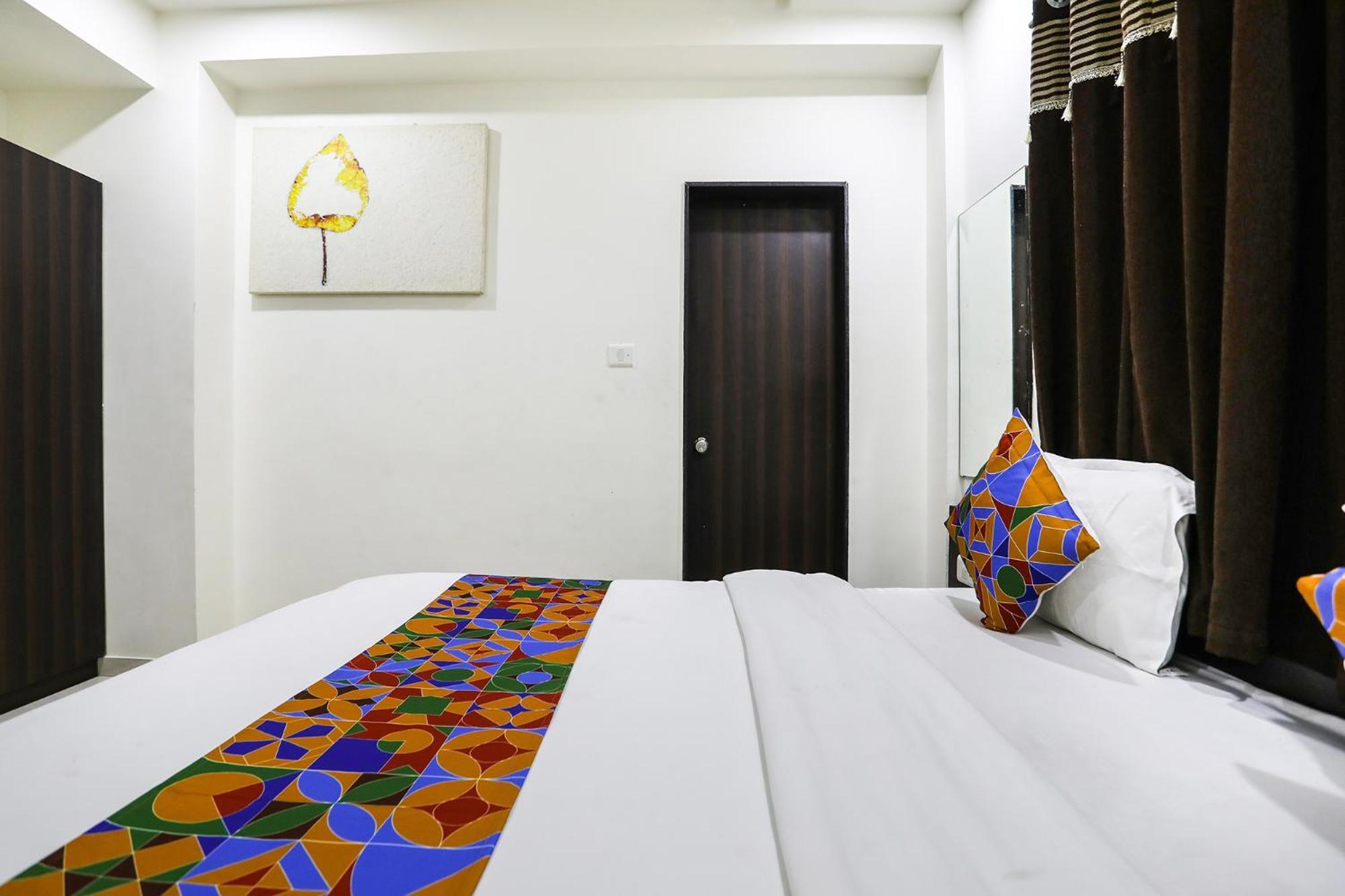 Fabhotel Sk Rajkot Luaran gambar
